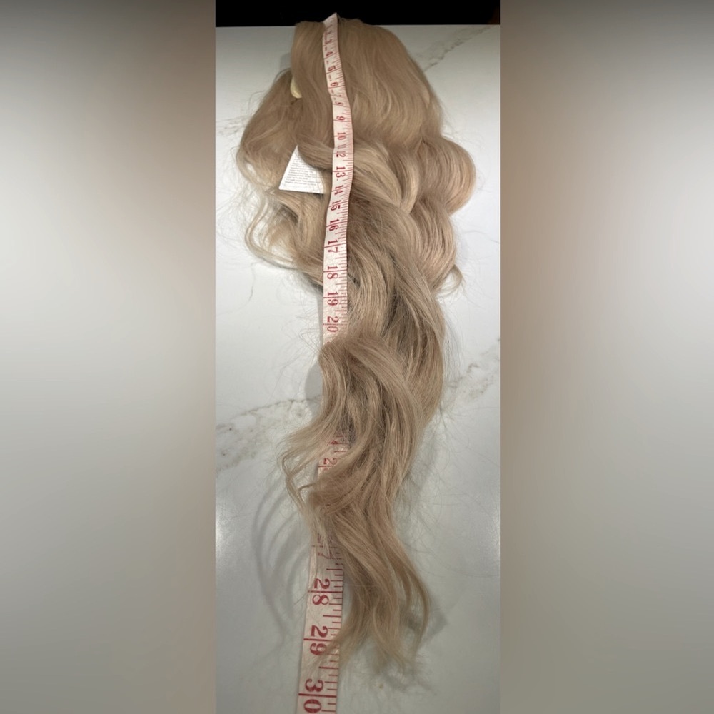 HAIR, 30” center part, light layer, Blonde - Picture 9 of 10